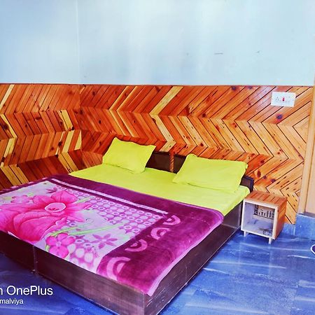 Chalo Chhalal Hotel & Cafe Kasol Esterno foto
